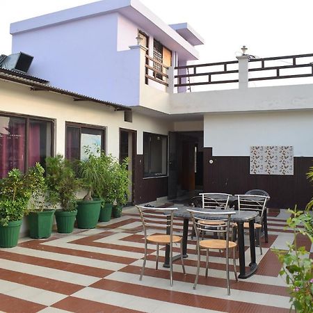 Hotel Thakur Ji Haridwār Exteriör bild