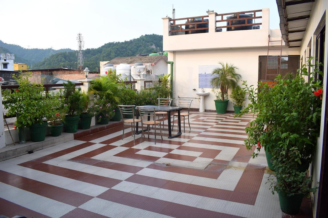 Hotel Thakur Ji Haridwār Exteriör bild